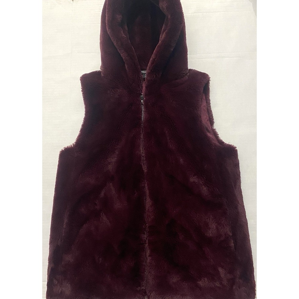 Simply Vera Wang Wine Faux Fur Hooded Sleeveless Vest Women's XS